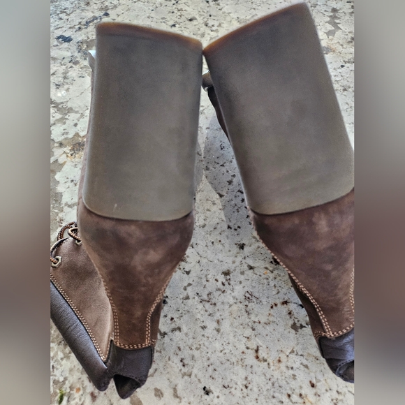 Timberland 6" Nubuck leather ankle booties - Picture 9 of 12